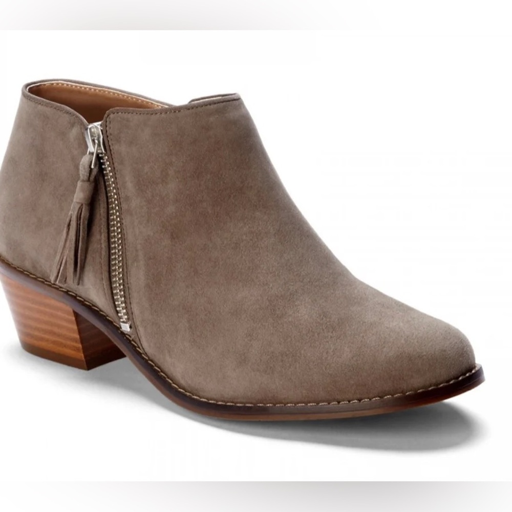 Vionic Joy Serena Ankle Boots